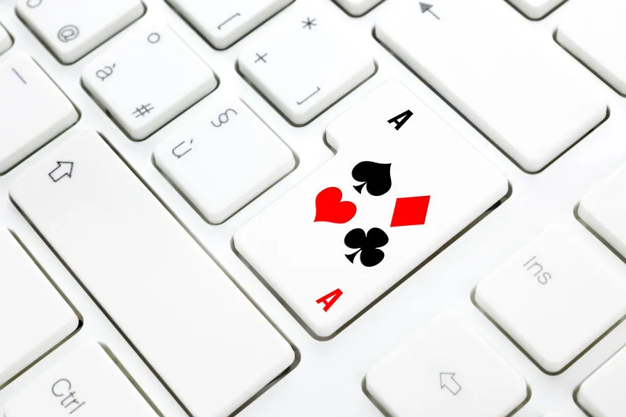 PAGCOR could allow casinos to take online bets