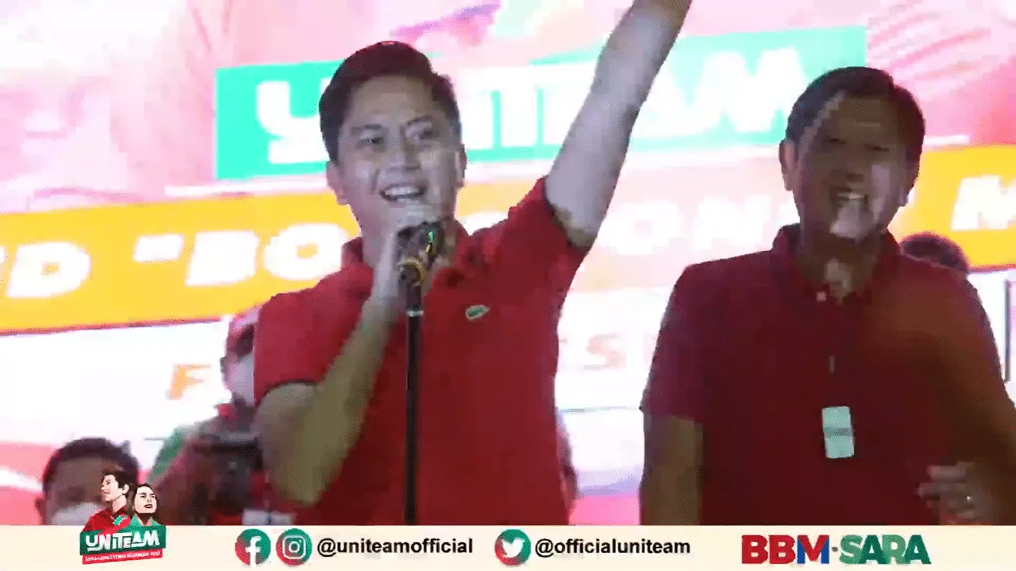 ‘Nasaan si Sandro?’: BBM surprises Las Piñas crowd with son