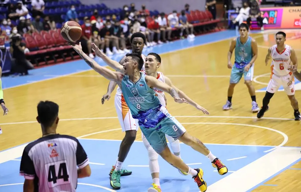 Phoenix rallies past NorthPort to claim last QF spot