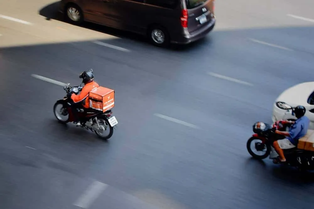 Amid fuel prices hike, Lalamove and industry partners rally to aid partner drivers