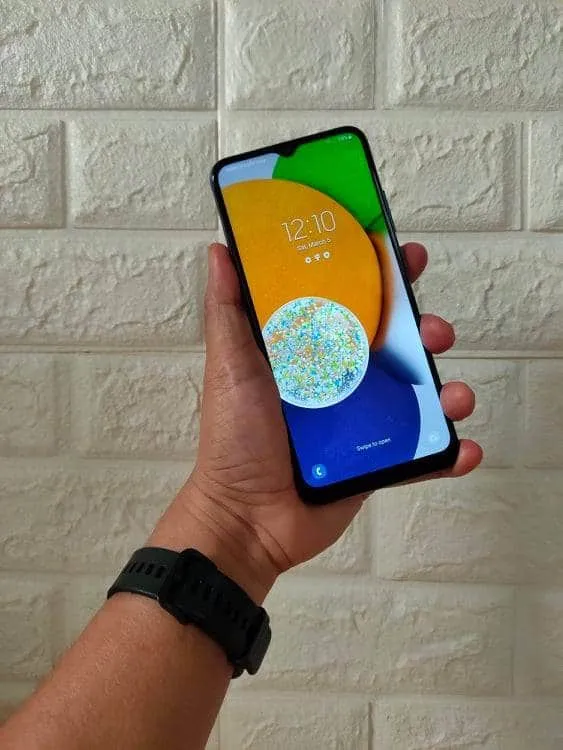 SAMSUNG Galaxy A03, a device designed specifically with students in mind