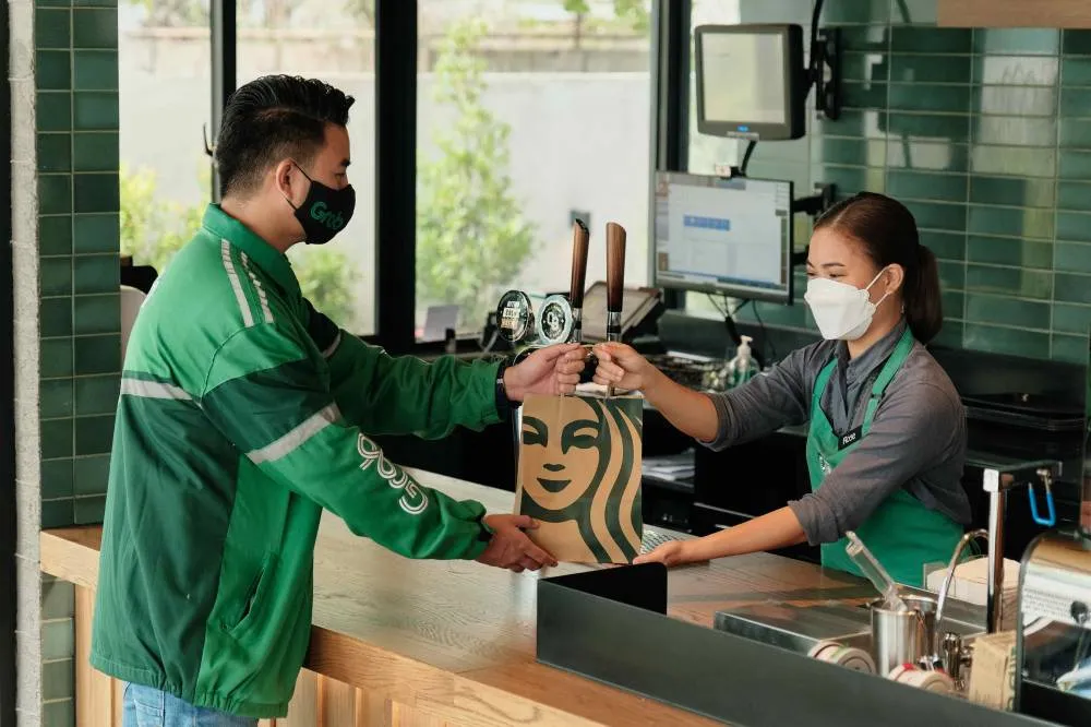 Grab partners with Starbucks