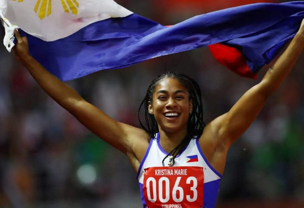 Kristina Knott posts season-best in world indoors