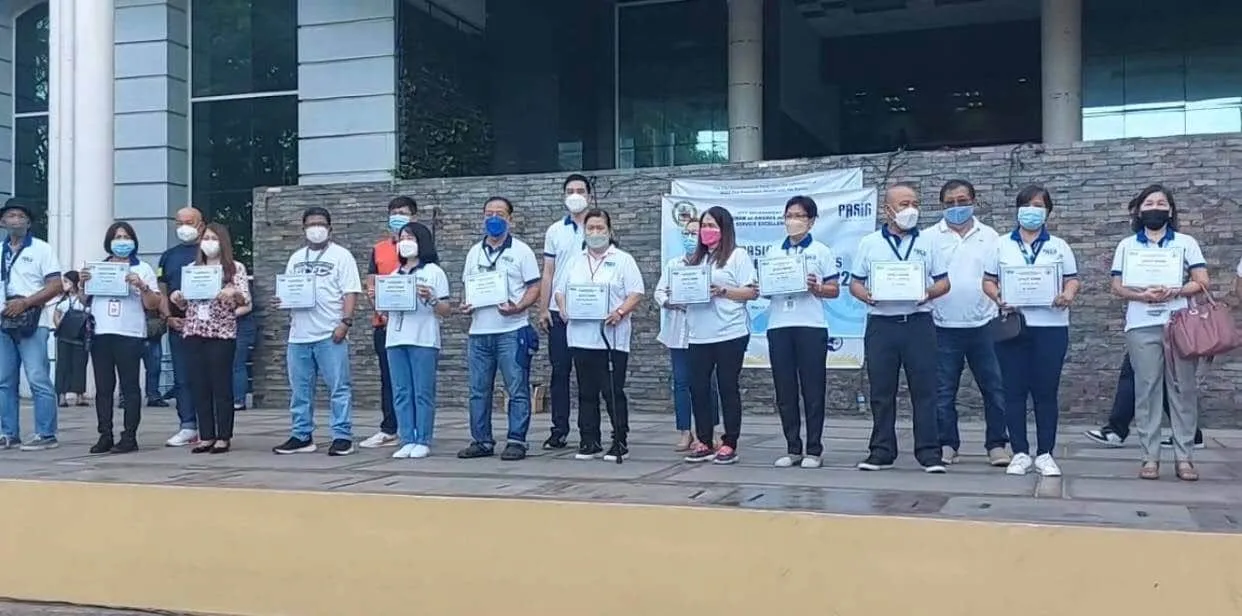 Pasig gov’t employees honored for being ‘lifeblood of the city’