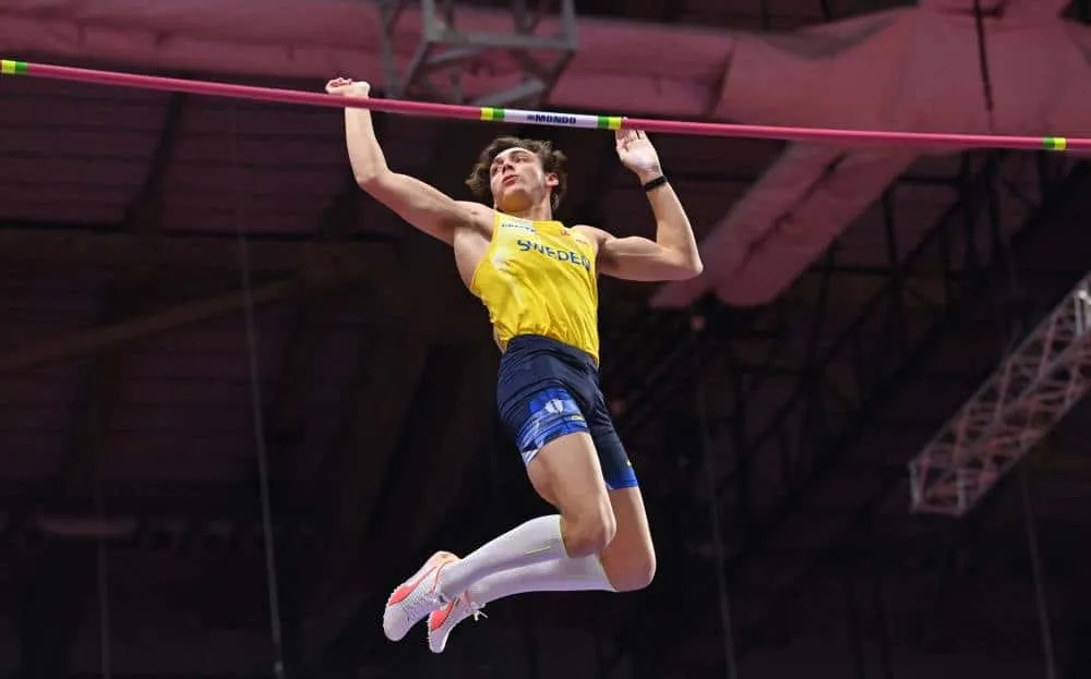 Duplantis sets 'dream' world record, but Ingebrigtsen beaten