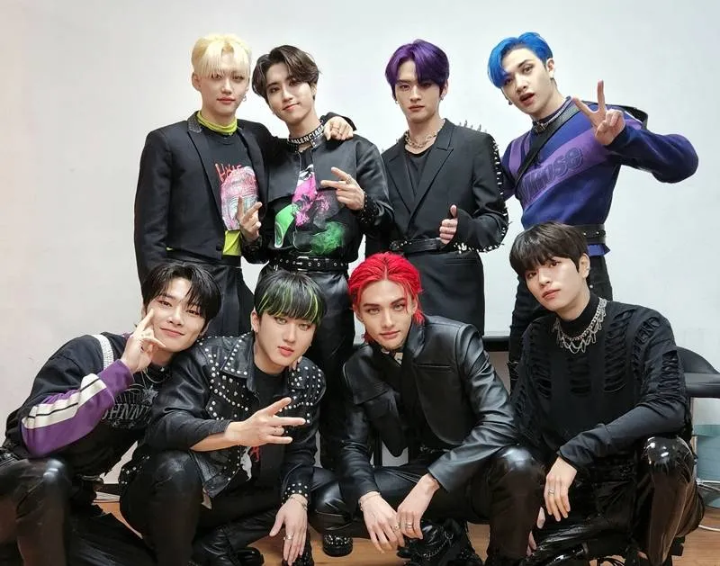 6 of 8 members of K-pop group Stray Kids now with Covid-19