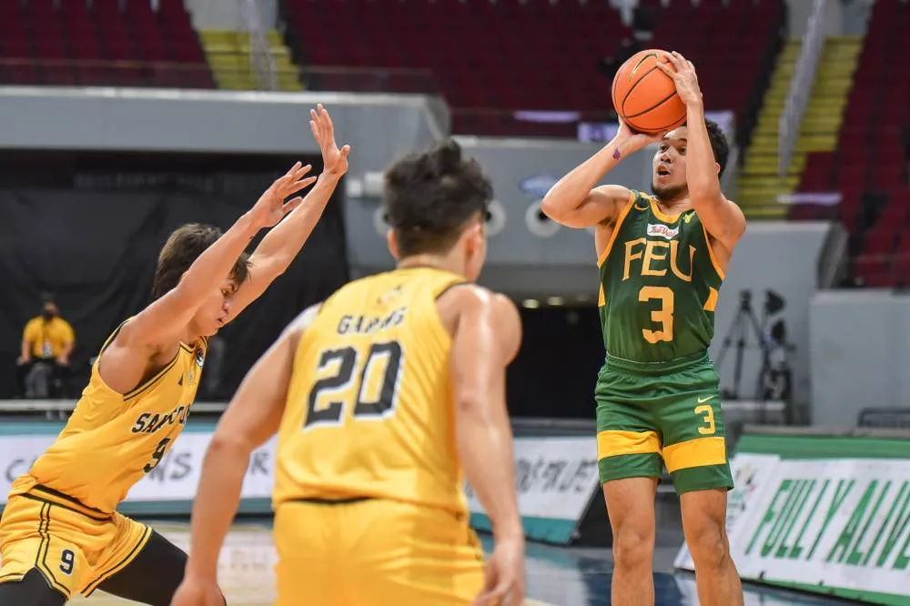 Abarrientos fires 18 as FEU routs UST
