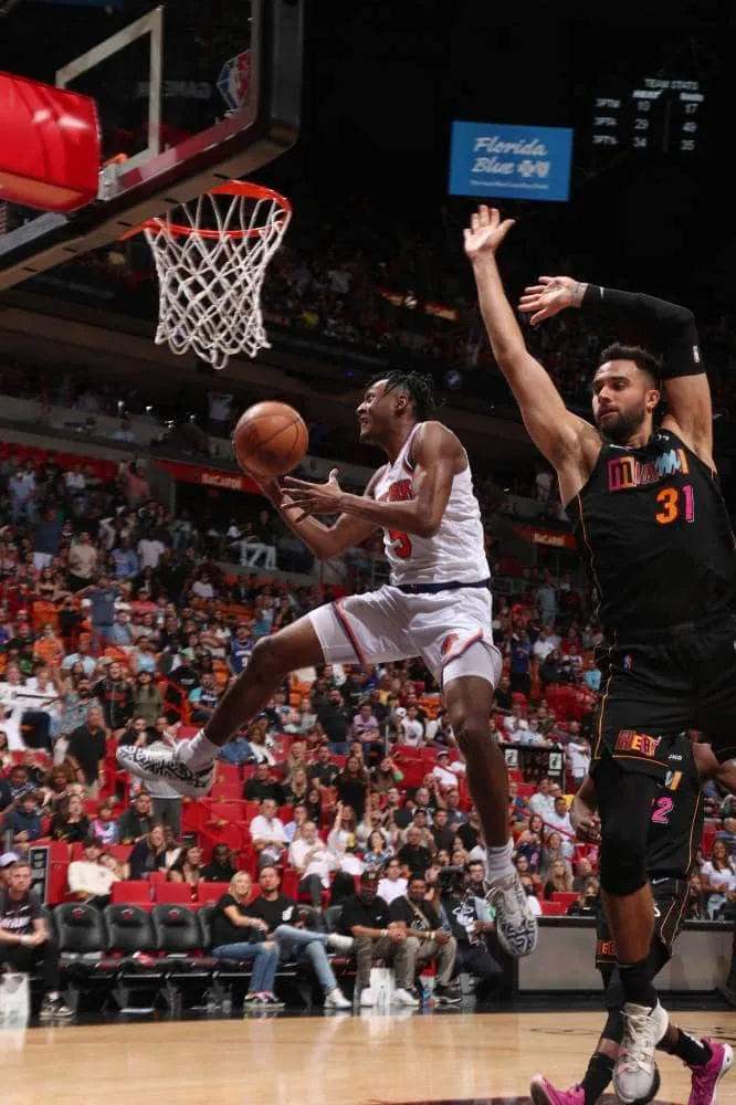 Knicks rally to beat Heat; Sixers rip Clippers