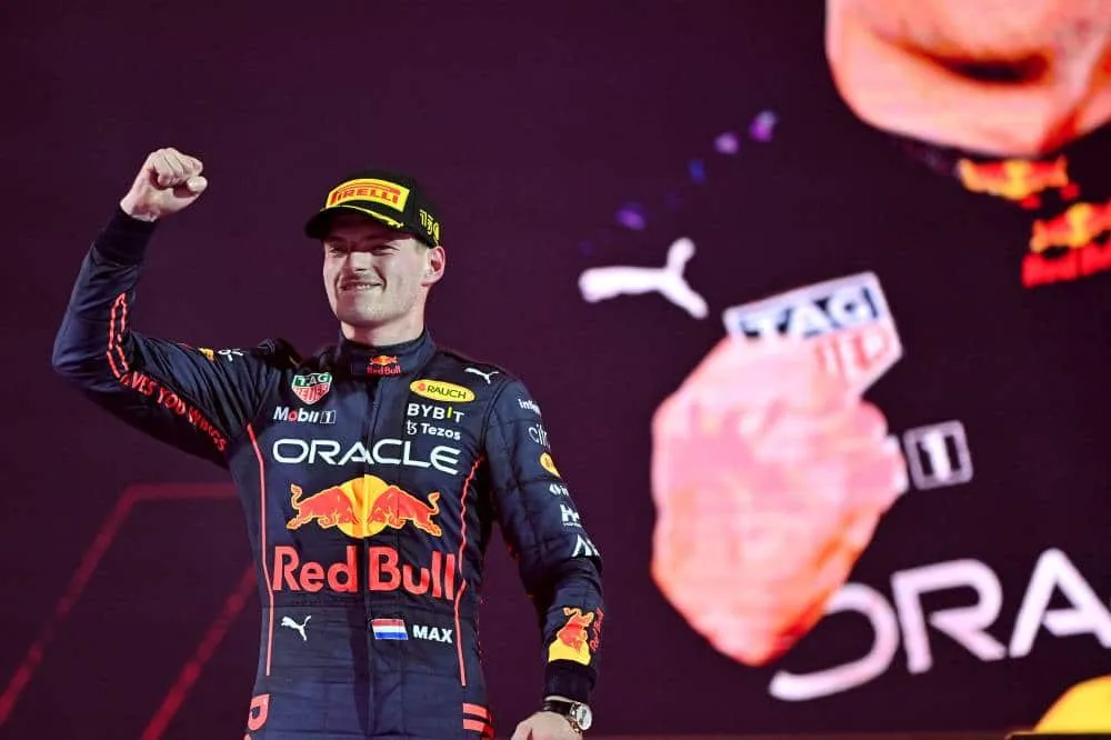 Verstappen bounces back with thrilling Saudi Arabian victory over Leclerc
