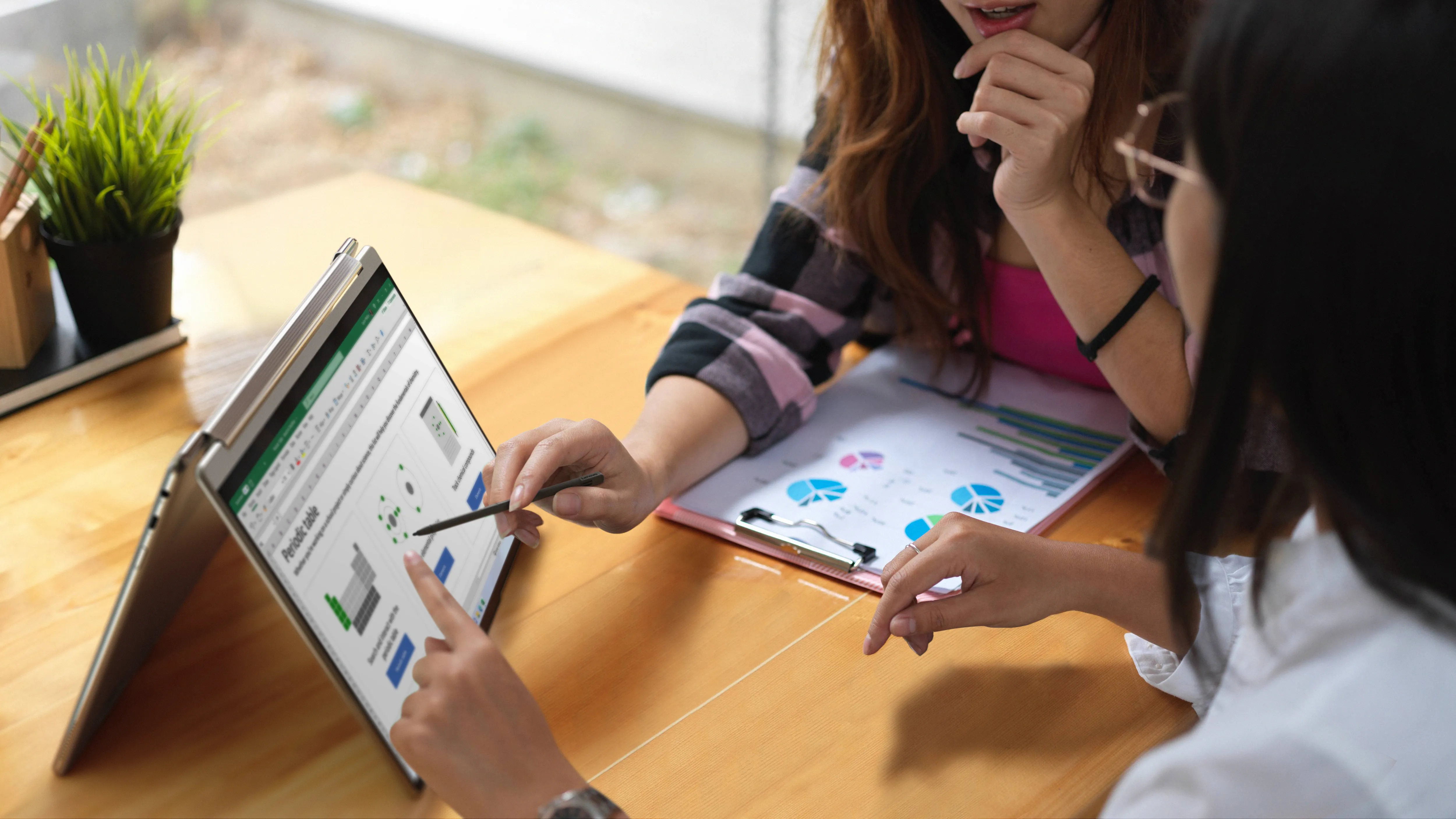 Stretch your limits with the new Lenovo Yoga 9i