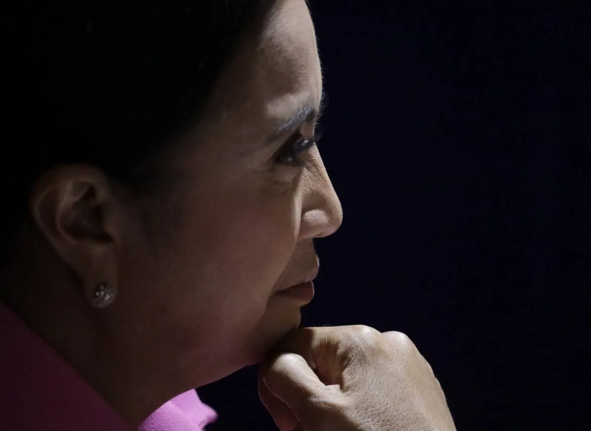 Robredo pitches data-driven key policies in Comelec debate