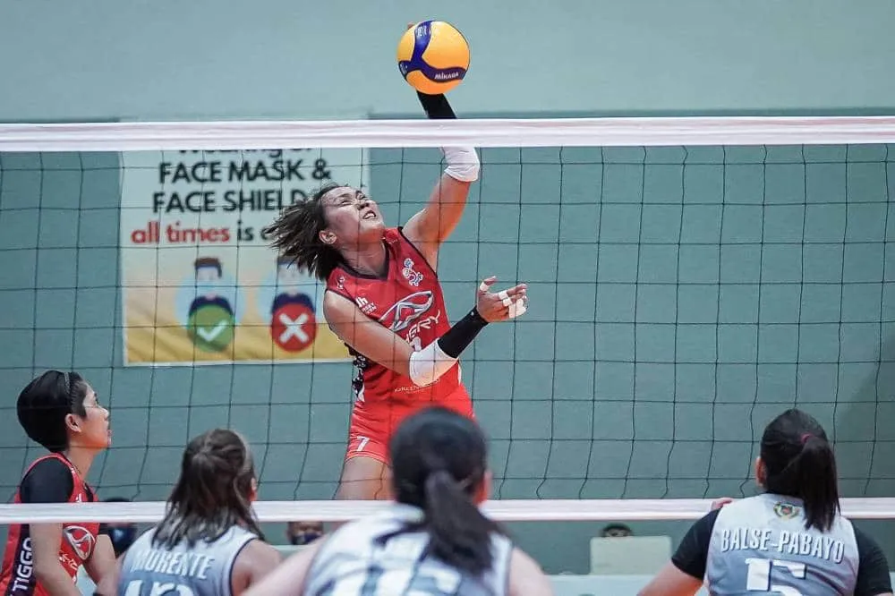Crossovers sweep Army Troopers for first win