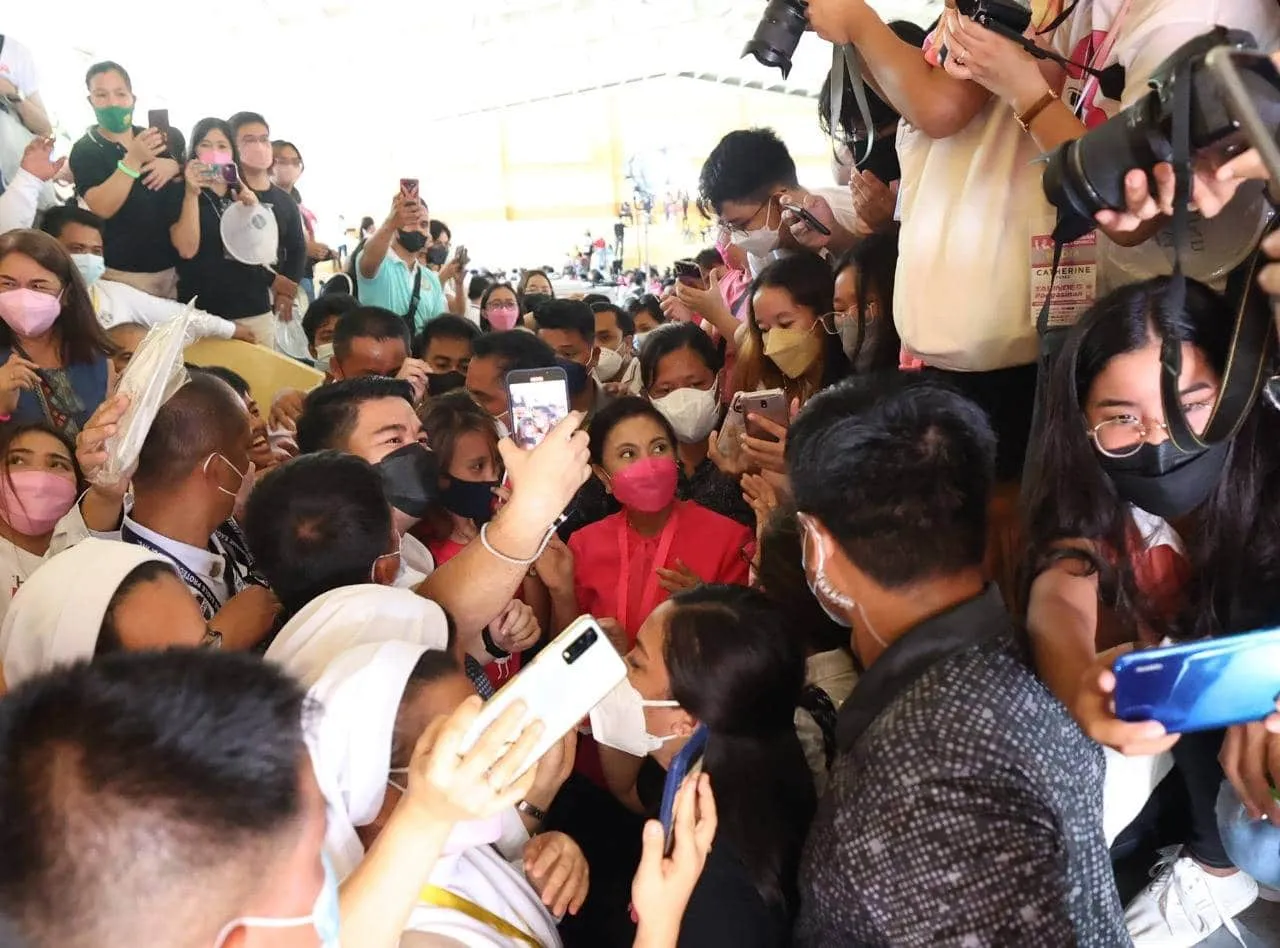Robredo says supporters' harassment bolsters their resolve