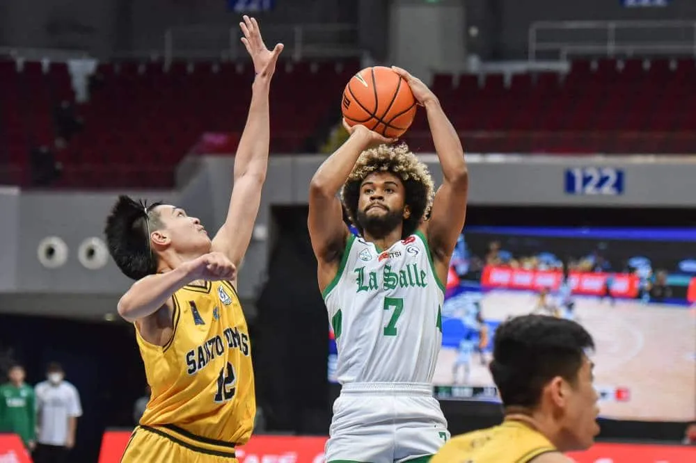 Winston fires 33 as De La Salle routs UST