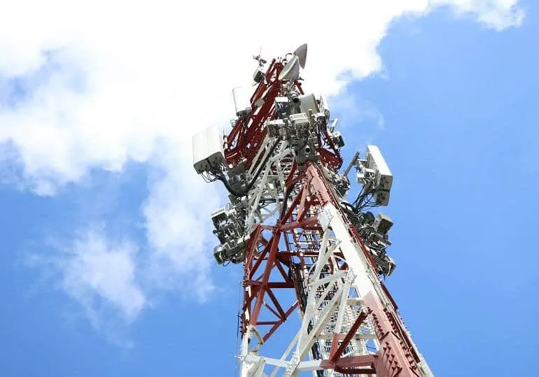 PLDT Group announces P77-B towers deal