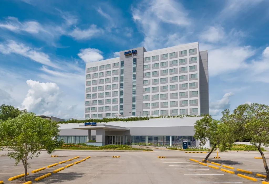 SM Hotels and Conventions Corp. partners with Singapore Airlines app