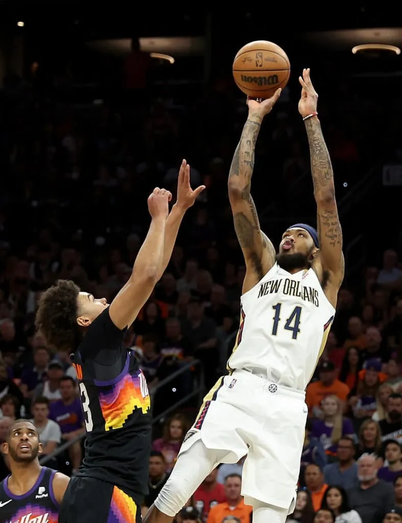 Pelicans shock Suns in NBA playoff
