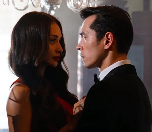 Jake Cuenca sings Coldplay’s breakup song ‘The Scientist’ amid split rumors. Is it for Kylie Verzosa?