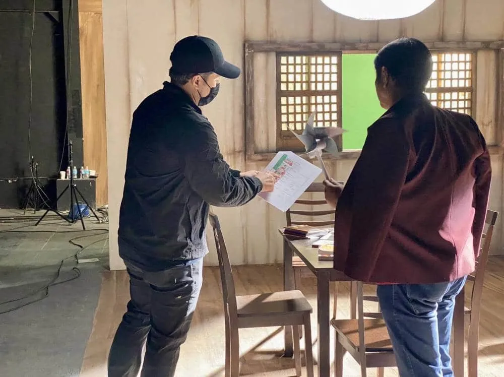 Meet the man behind BBM’s ads: Direk Paul Soriano