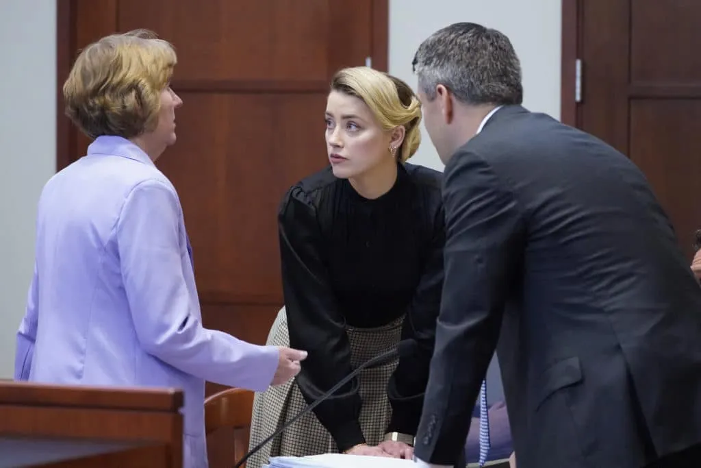 Amber Heard lawyers wrap up cross-examination of Johnny Depp