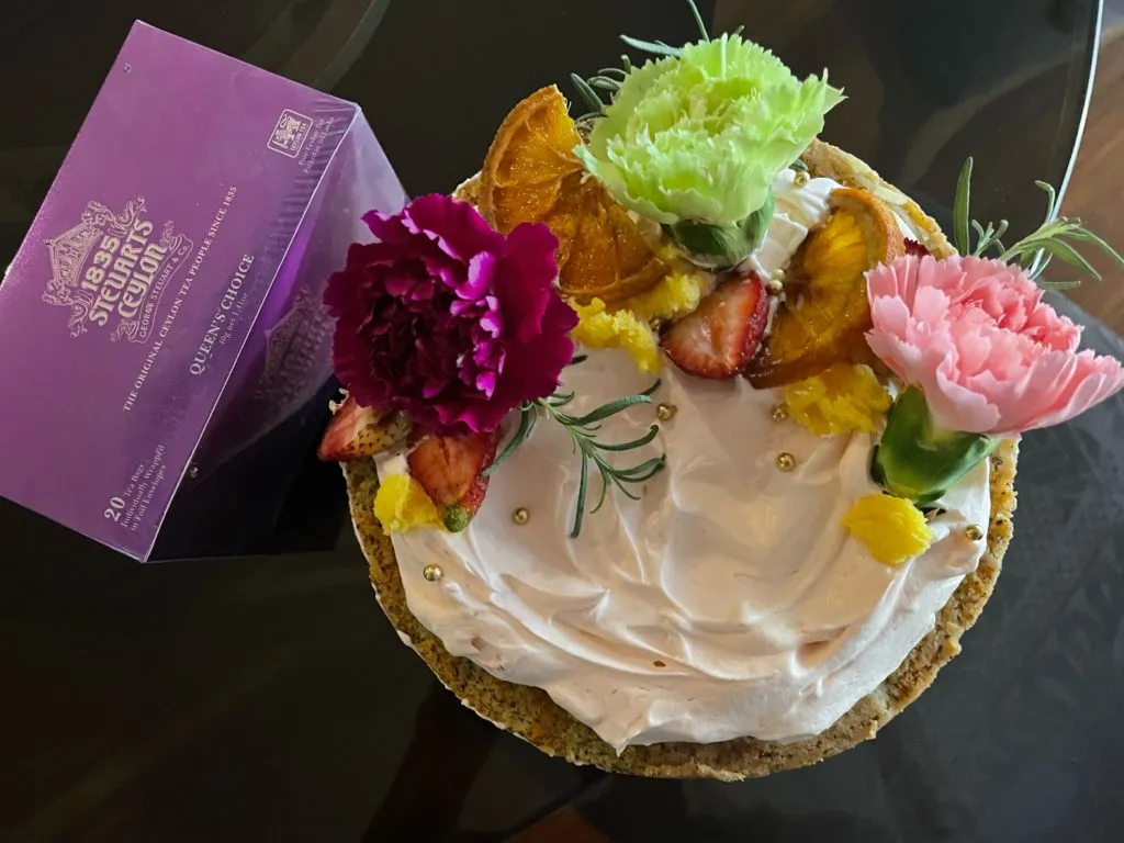 A tale of two cakes… and a cookie, for Mother’s Day