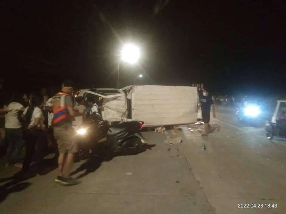 Two dead, 15 hurt in Negros road mishap