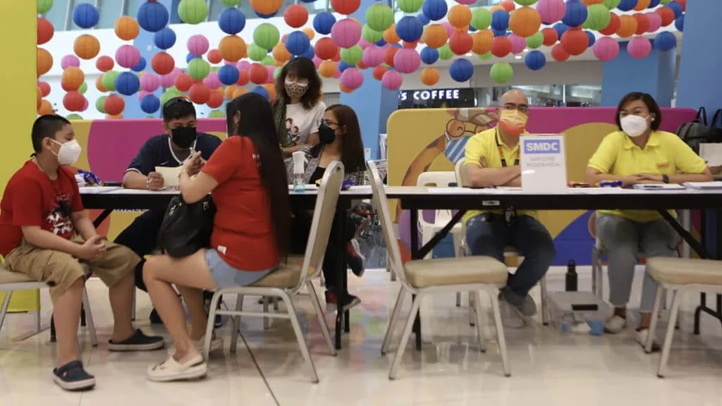SMDC provides pediatric, booster vaccination for residents
