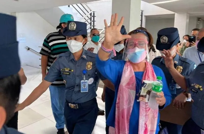 Muntinlupa courts allow detained Senator De Lima to vote on May 9