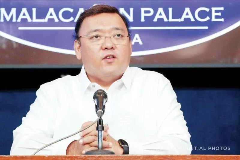 Buwelta uli kay Sec. Roque:‘Ako, di ako clown. I’m a comedian’